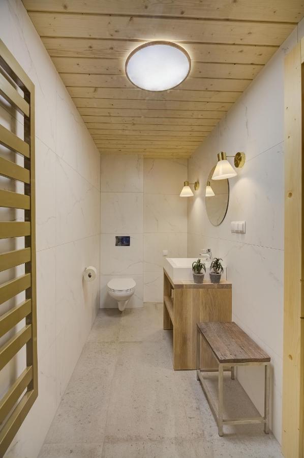 Znamirowickachata Sauna Jacuzzi Spa Znamirowice Exteriör bild